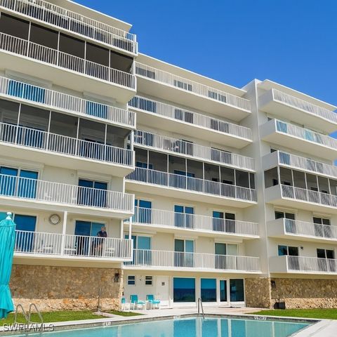 1977 Gulf Shore BLVD N 205, Naples, FL 34102