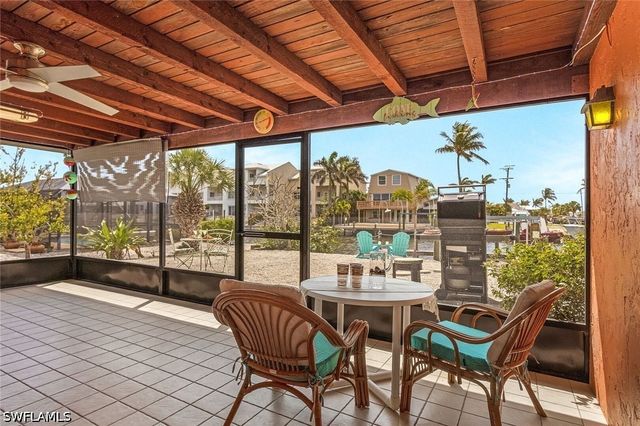 3123 Bracci DR, St James City, FL 33956