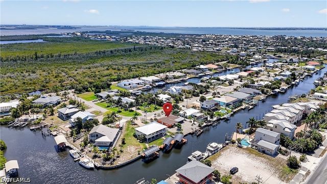 3123 Bracci DR, St James City, FL 33956