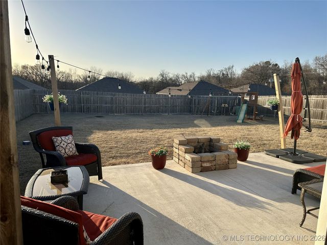 1500 S 28th Street, Broken Arrow, OK 74014