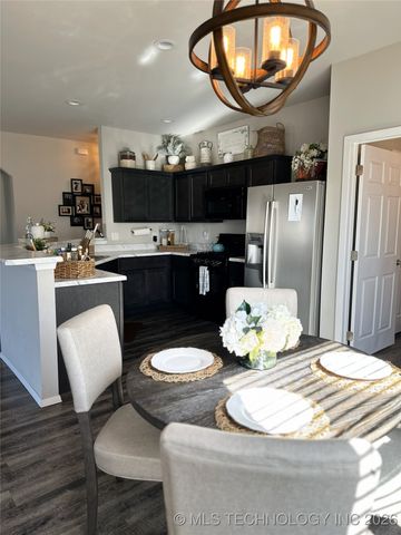 1500 S 28th Street, Broken Arrow, OK 74014