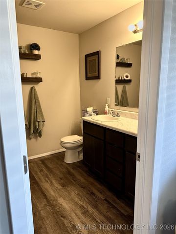 1500 S 28th Street, Broken Arrow, OK 74014