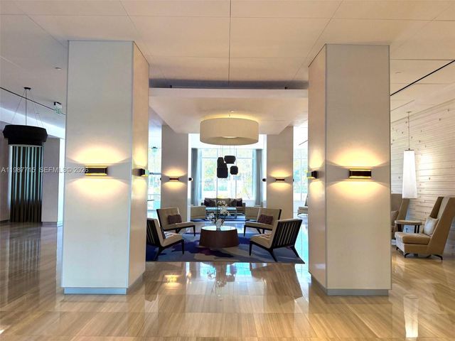 100 Bayview Dr 528, Sunny Isles Beach, FL 33160