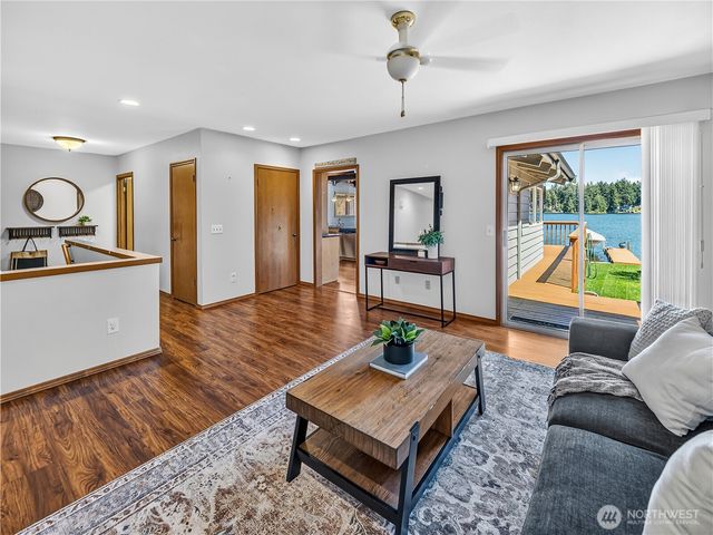30478 227th Place SE, Black Diamond, WA 98010
