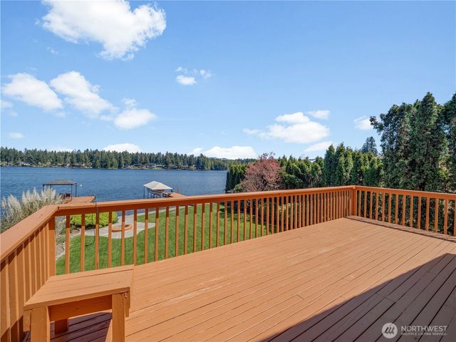 30478 227th Place SE, Black Diamond, WA 98010