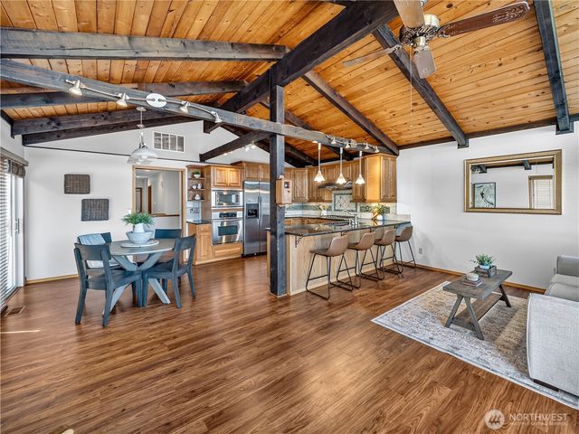 30478 227th Place SE, Black Diamond, WA 98010