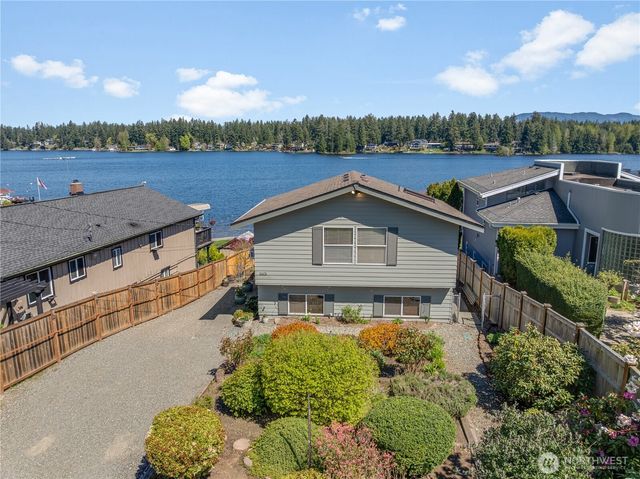 30478 227th Place SE, Black Diamond, WA 98010