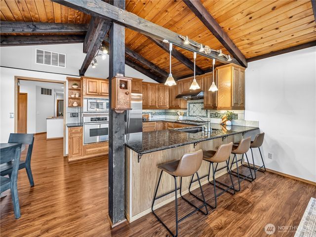 30478 227th Place SE, Black Diamond, WA 98010
