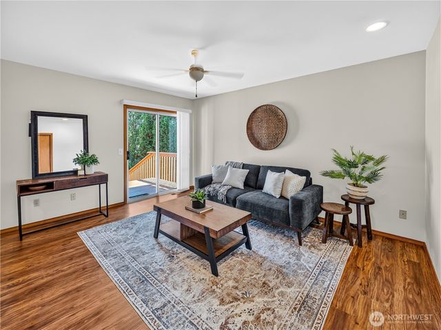 30478 227th Place SE, Black Diamond, WA 98010