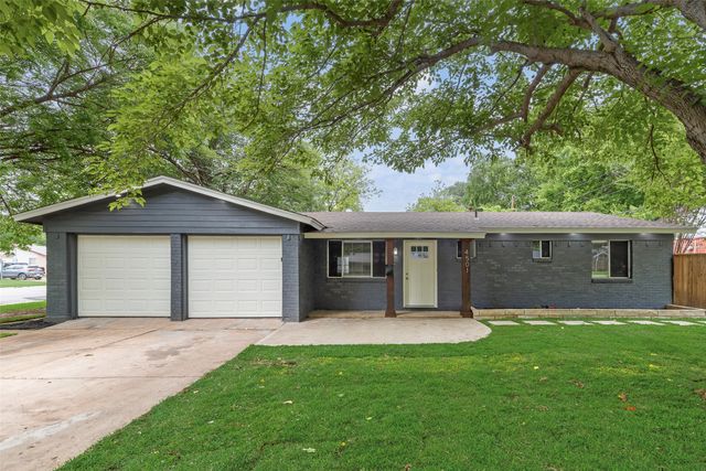 4501 Sabelle Lane, Haltom City, TX 76117