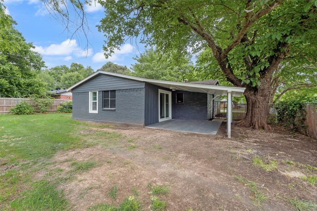 4501 Sabelle Lane, Haltom City, TX 76117