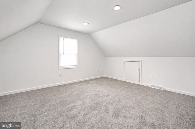 437 E 5TH ST E, Florence, NJ 08518