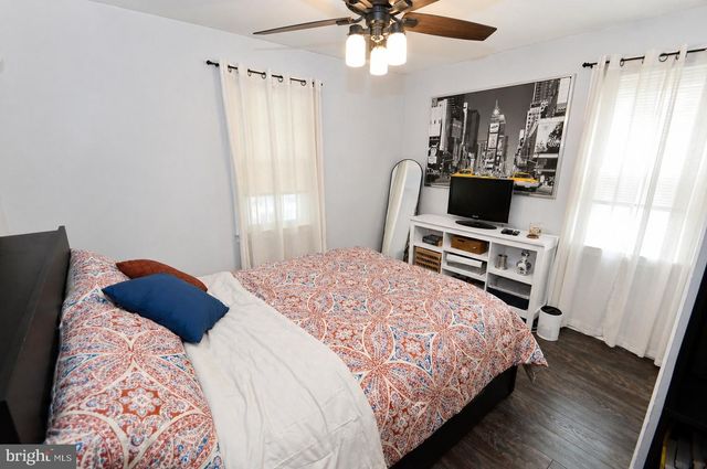 437 E 5TH ST E, Florence, NJ 08518