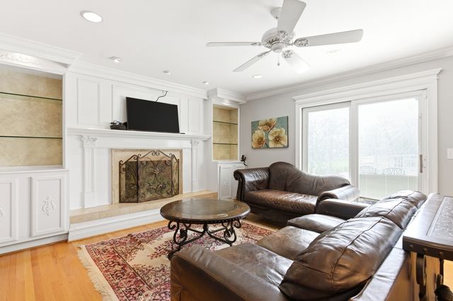 1800 Denison Road, Naperville, IL 60565