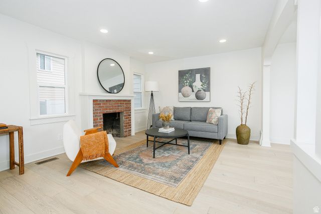 110 E GREENWOOD AVE, Midvale, UT 84047