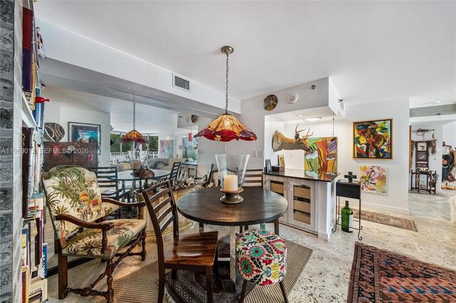 2000 Towerside Ter 510, Miami, FL 33138