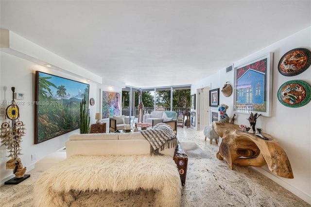 2000 Towerside Ter 510, Miami, FL 33138