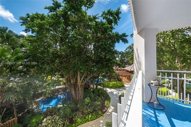 2000 Towerside Ter 510, Miami, FL 33138