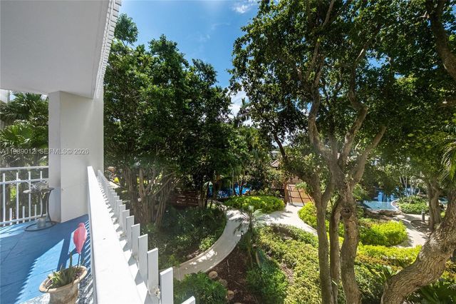 2000 Towerside Ter 510, Miami, FL 33138