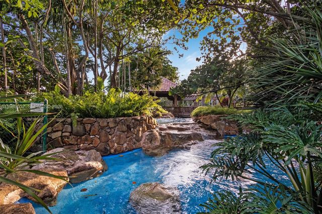 2000 Towerside Ter 510, Miami, FL 33138