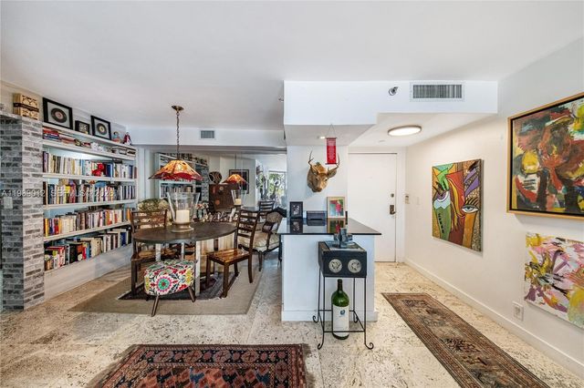 2000 Towerside Ter 510, Miami, FL 33138