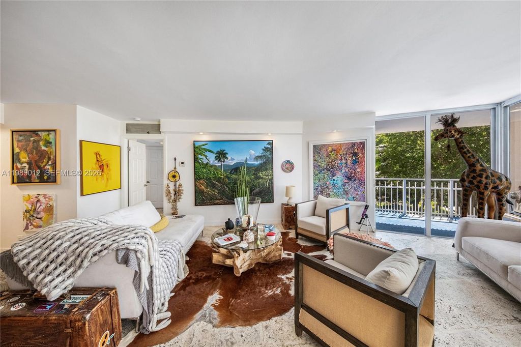 2000 Towerside Ter 510, Miami, FL 33138