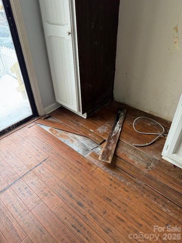 220 Wildwood Drive, Salisbury, NC 28146