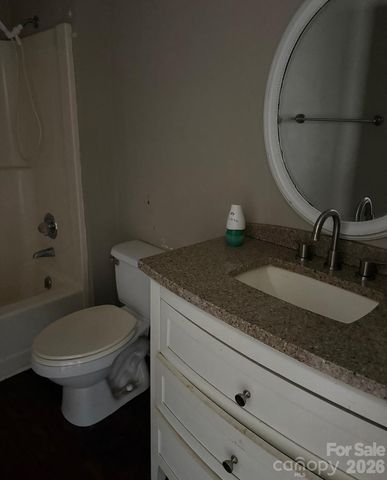 220 Wildwood Drive, Salisbury, NC 28146