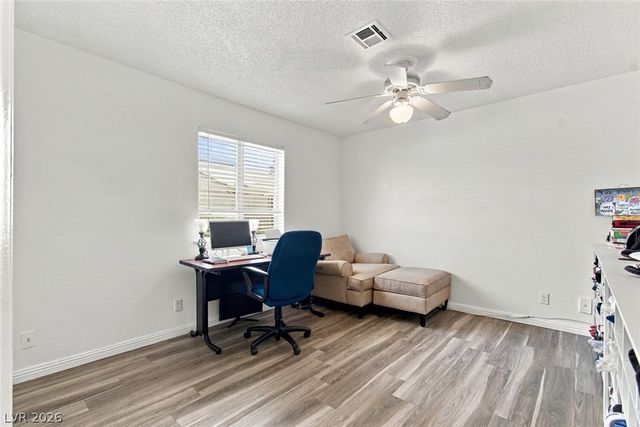 1930 Shadow Mountain Place, Las Vegas, NV 89108