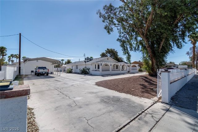 1930 Shadow Mountain Place, Las Vegas, NV 89108