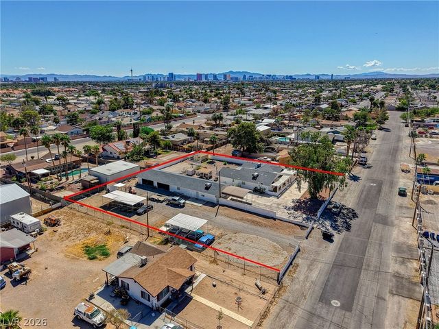 1930 Shadow Mountain Place, Las Vegas, NV 89108