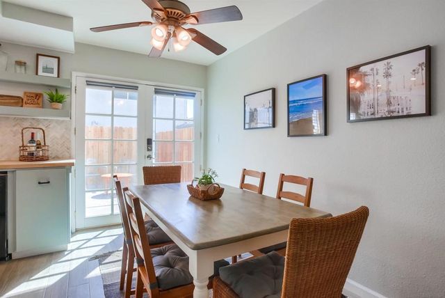 3466 Thunder Dr, Oceanside, CA 92056