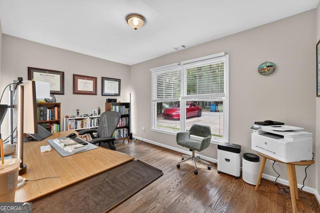 1882 Cambria Avenue NW, Atlanta, GA 30318