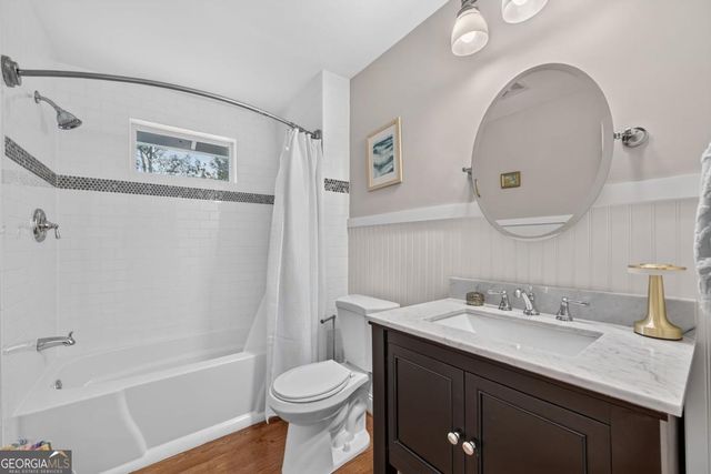 1882 Cambria Avenue NW, Atlanta, GA 30318