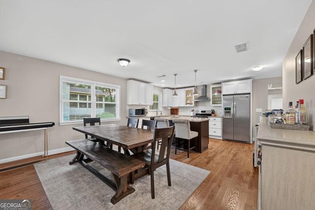 1882 Cambria Avenue NW, Atlanta, GA 30318