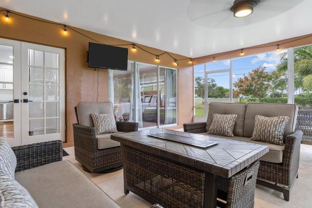 3929 LOWSON Boulevard, Delray Beach, FL 33445