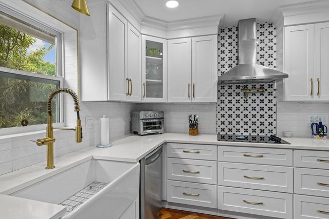 3929 LOWSON Boulevard, Delray Beach, FL 33445