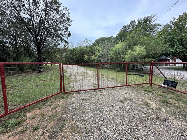 3739 CR 2160, Iredell, TX 76649