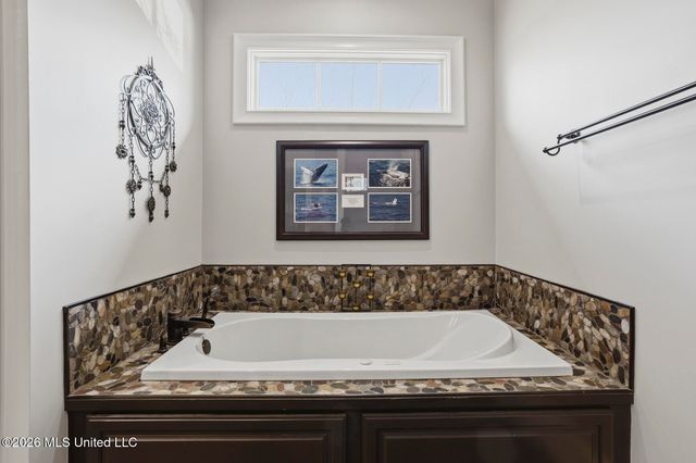 214 Ashworth Circle, Madison, MS 39110