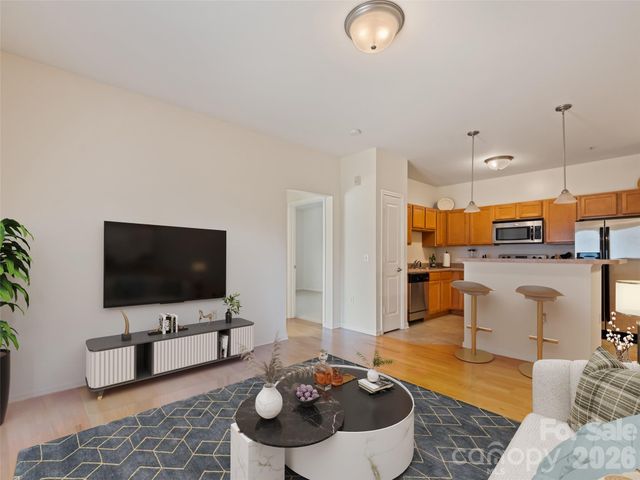291 Brickton Village Circle 207, Fletcher, NC 28732