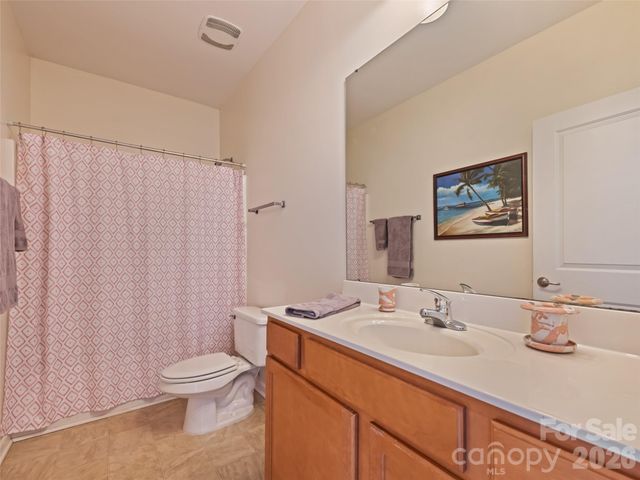 291 Brickton Village Circle 207, Fletcher, NC 28732
