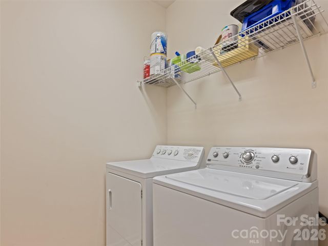 291 Brickton Village Circle 207, Fletcher, NC 28732