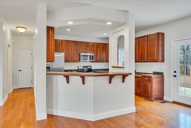 4716 Meadors Spur RD, Moneta, VA 24121