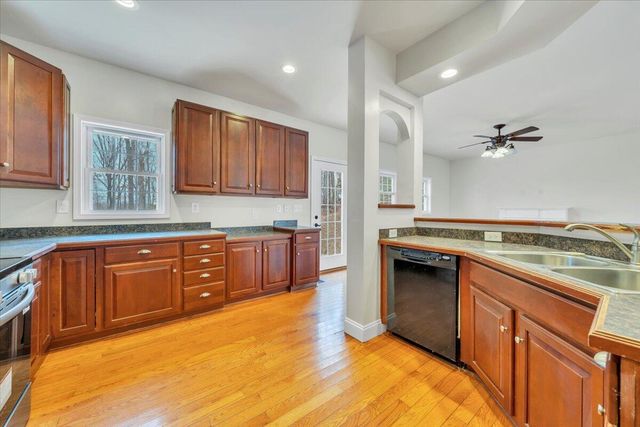 4716 Meadors Spur RD, Moneta, VA 24121