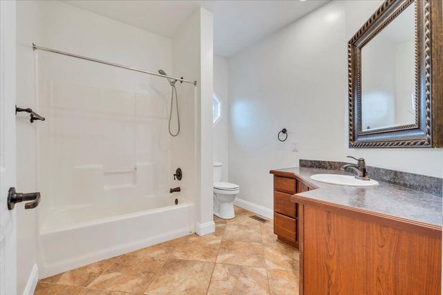 4716 Meadors Spur RD, Moneta, VA 24121