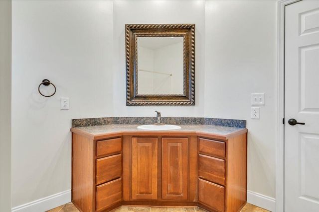 4716 Meadors Spur RD, Moneta, VA 24121