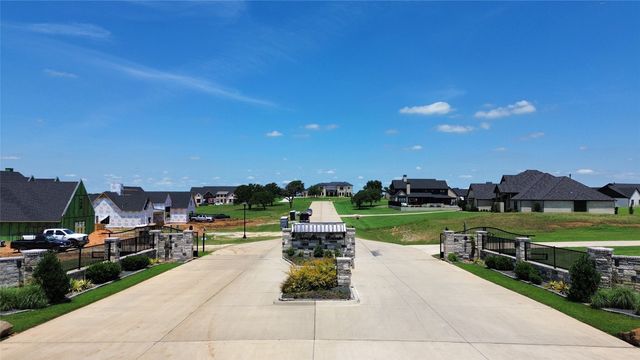 2700 veridian point Drive, Burleson, TX 76028
