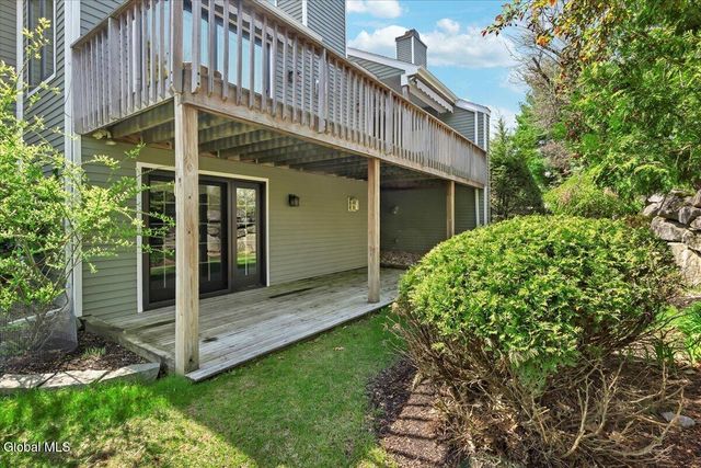 6 Collins Terrace, Saratoga Springs, NY 12866