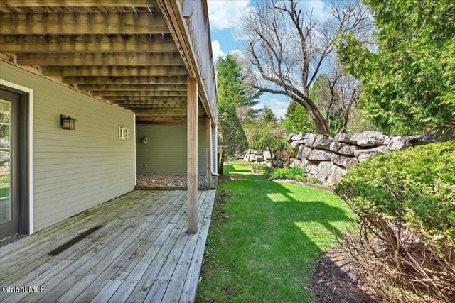 6 Collins Terrace, Saratoga Springs, NY 12866