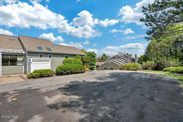 6 Collins Terrace, Saratoga Springs, NY 12866